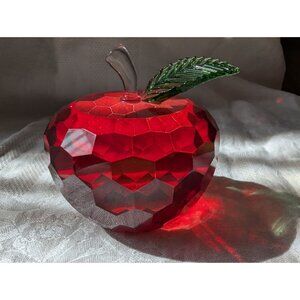 Simon Designs Faceted Red Crystal Apple Figurine With Clear Stem & Green Leaf